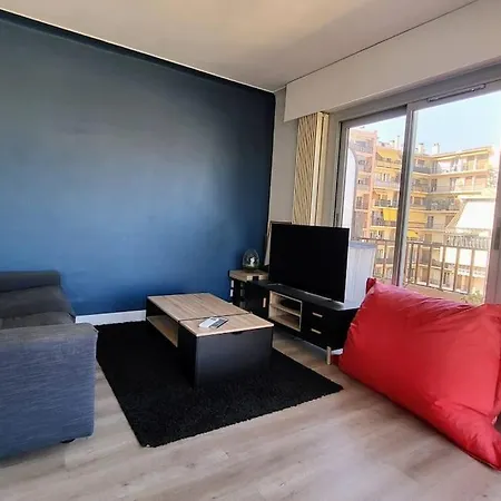 Lägenhet Romantic 1br Escape With Sun-rooftop Terrace *