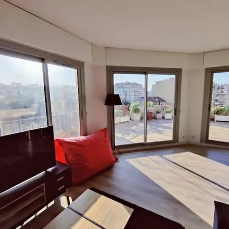 Lägenhet Romantic 1br Escape With Sun-rooftop Terrace Nice