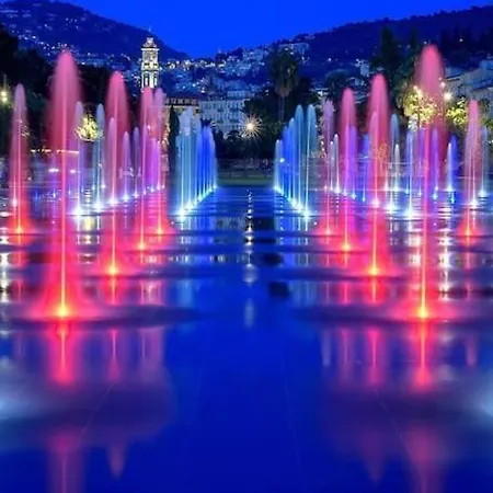 Romantic 1br Escape With Sun-rooftop Terrace Nice