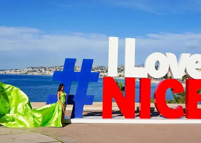 アパート Romantic 1br Escape With Sun-rooftop Terrace