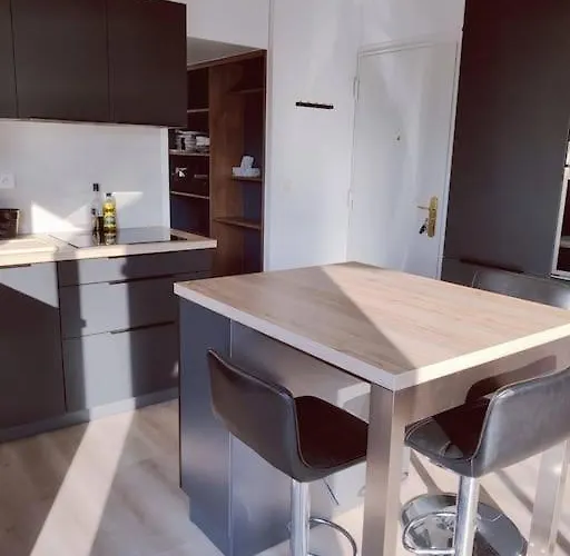 Romantic 1br Escape With Sun-rooftop Terrace * Nice