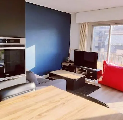 Romantic 1br Escape With Sun-rooftop Terrace Lejlighed Nice