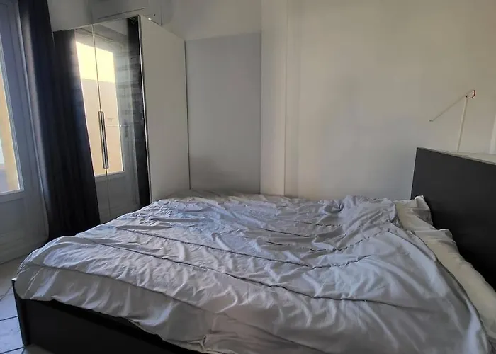 アパート Romantic 1br Escape With Sun-rooftop Terrace *