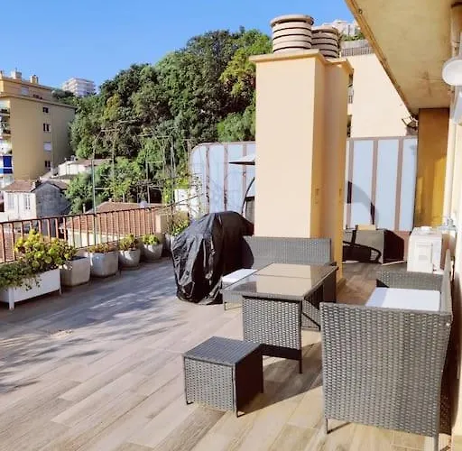 Romantic 1br Escape With Sun-rooftop Terrace ニース